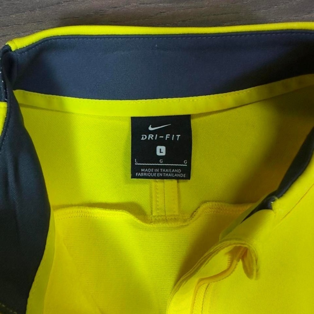 Nike Dri-FIT NDSU Soccer Quarter Zip Womens L Neon Yellow Brand New With Tags - Picture 3 of 6